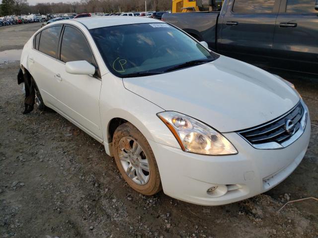 Nissan Altima bas (2012)