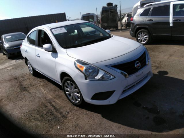 Nissan Versa sedan (2017)