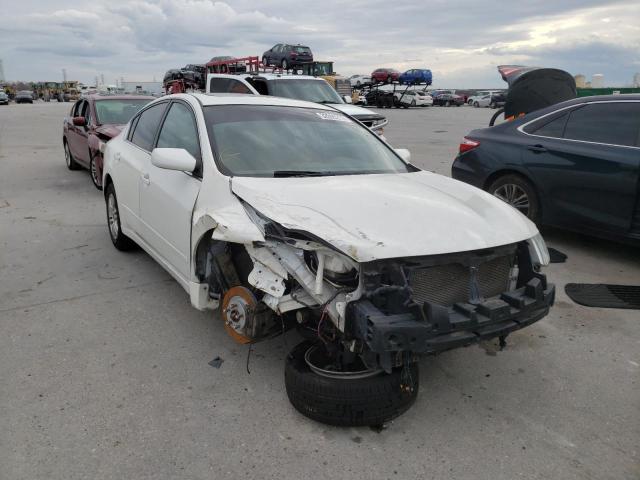 Nissan Altima bas (2011)