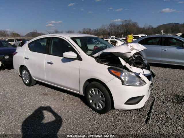 Nissan Versa sedan (2017)