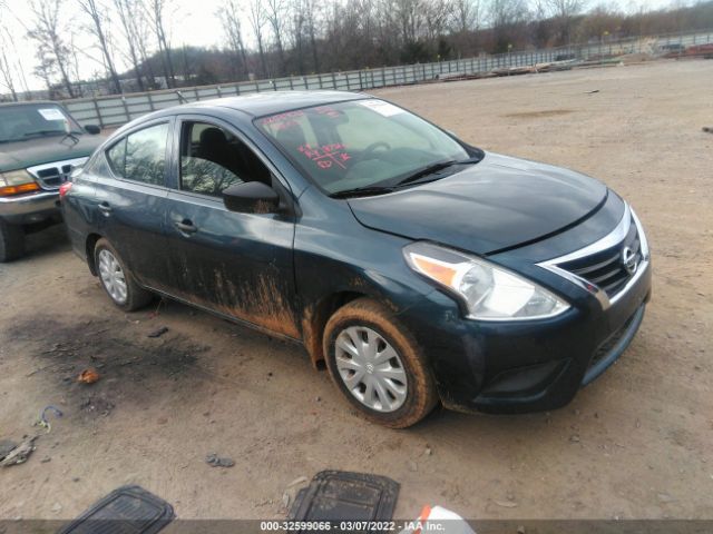 Nissan Versa sedan (2017)