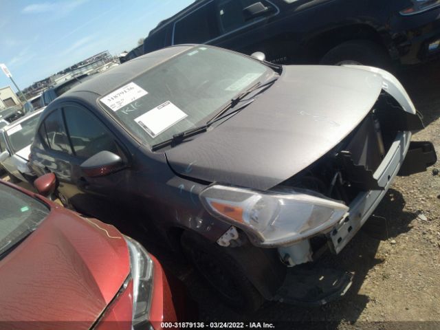 Nissan Versa sedan (2019)