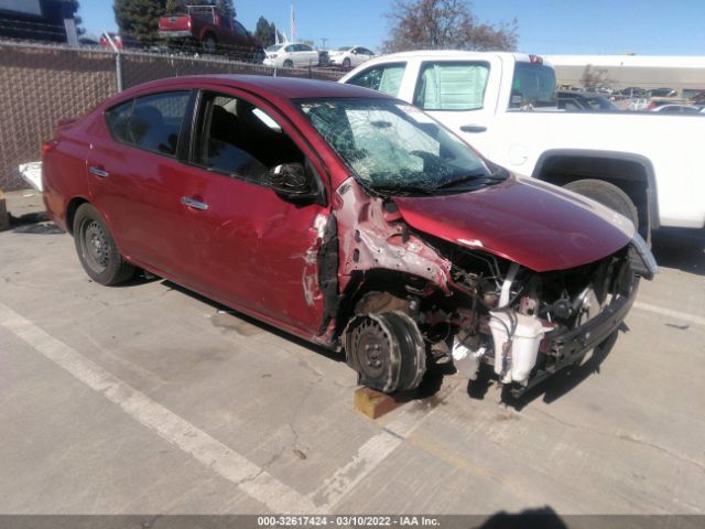 Nissan Versa sedan (2018)