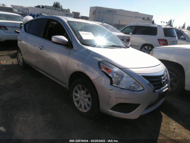 Nissan Versa sedan (2018)
