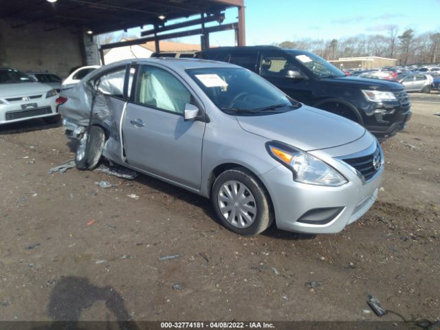 Nissan Versa sedan (2017)