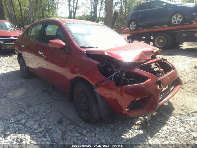 Nissan Versa sedan (2018)