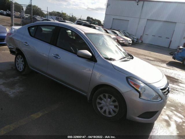 Nissan Versa sedan (2017)