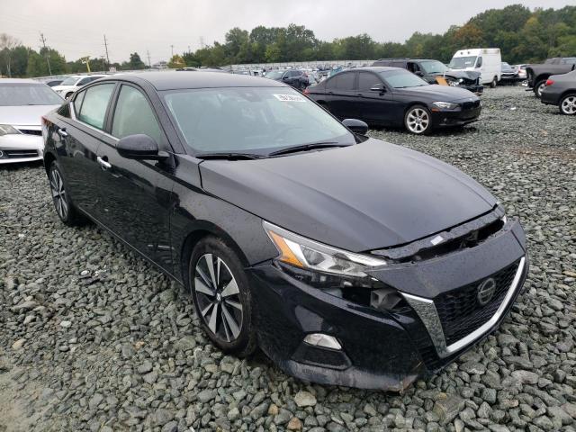 Nissan Altima sv (2021)
