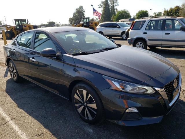 Nissan Altima sv (2021)