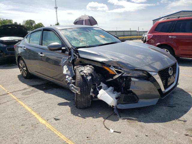 Nissan Altima sv (2021)