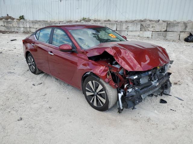Nissan Altima sv (2022)