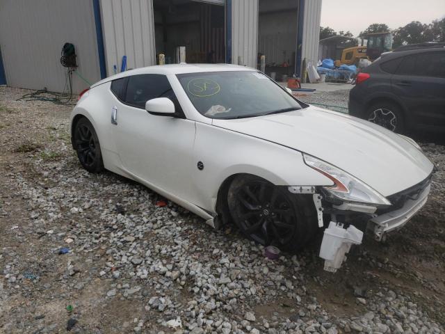 Nissan 370z base (2016)