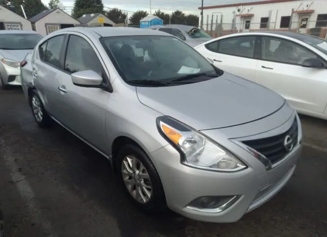 Nissan Versa sedan (2017)