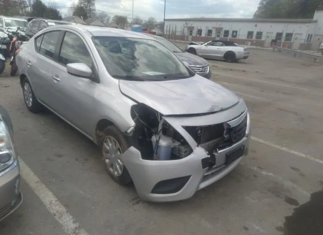 Nissan Versa sedan (2019)