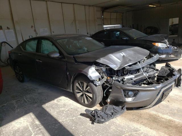 Nissan Altima sv (2020)