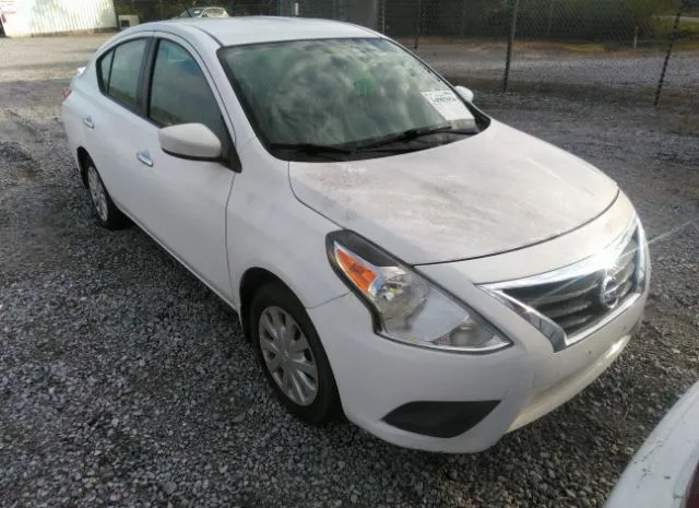 Nissan Versa sedan (2017)