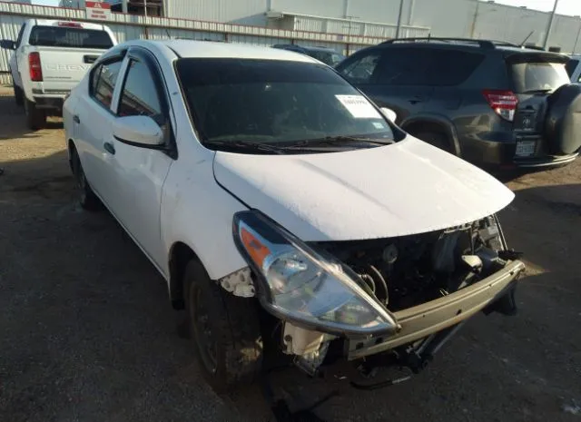 Nissan Versa sedan (2017)