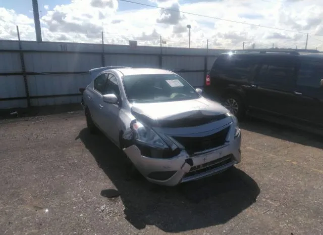 Nissan Versa sedan (2018)