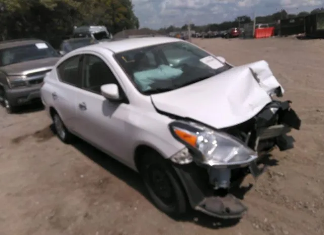 Nissan Versa sedan (2018)