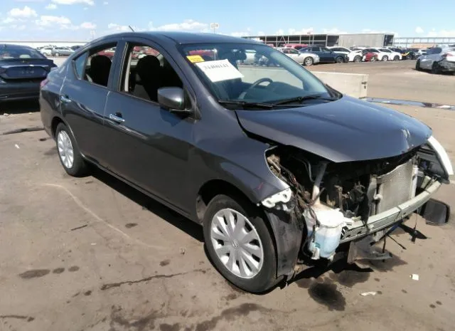 Nissan Versa sedan (2018)