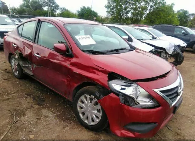 Nissan Versa sedan (2019)