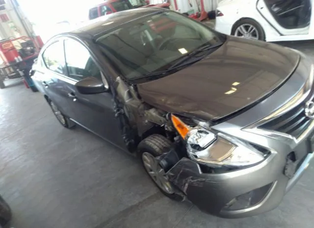 Nissan Versa sedan (2018)