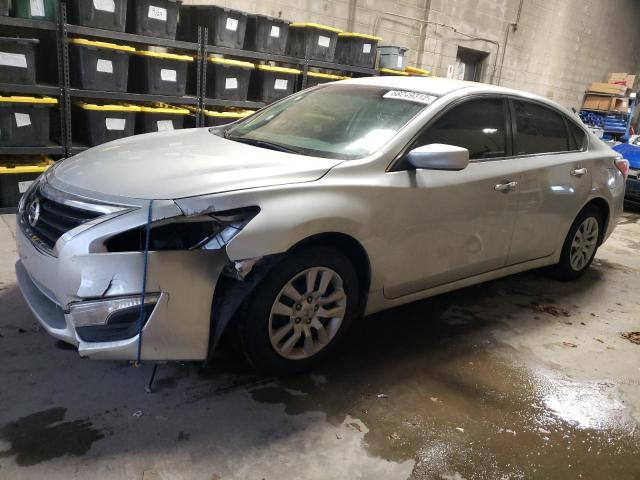 Nissan Altima s (2015)