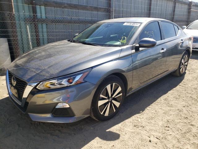 Nissan Altima sv (2022)