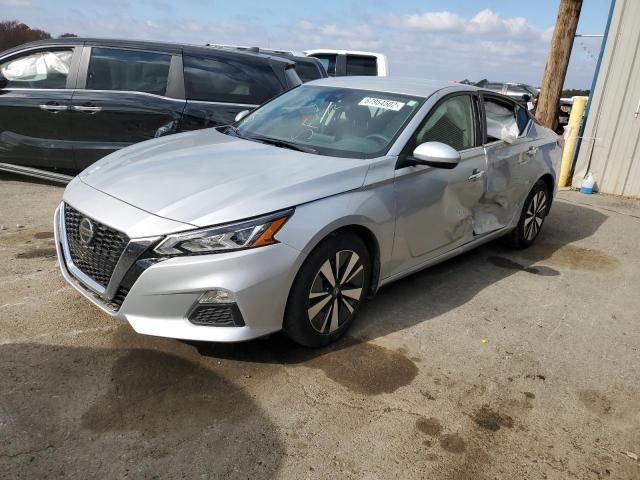 Nissan Altima sv (2022)