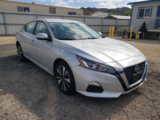 Nissan Altima sv (2021)