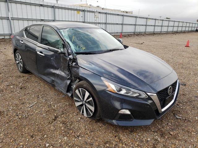 Nissan Altima sv (2022)