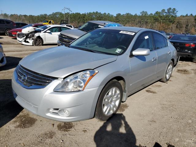 Nissan Altima bas (2010)
