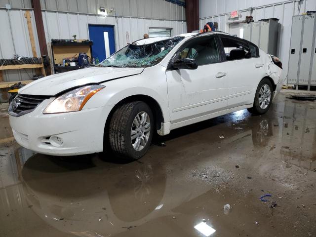 Nissan Altima bas (2010)