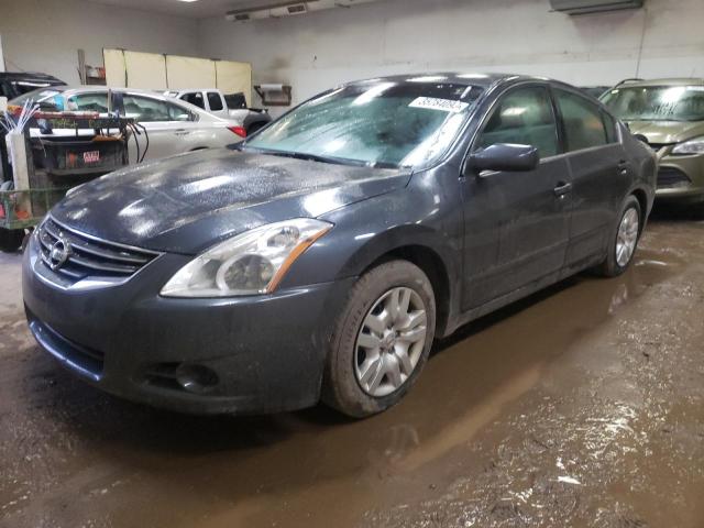 Nissan Altima bas (2012)