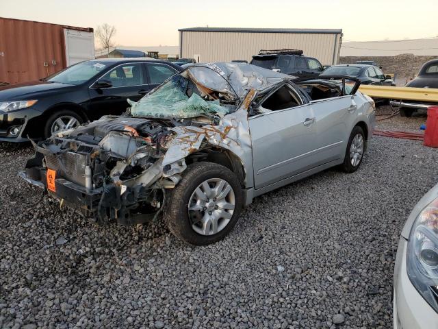 Nissan Altima bas (2012)