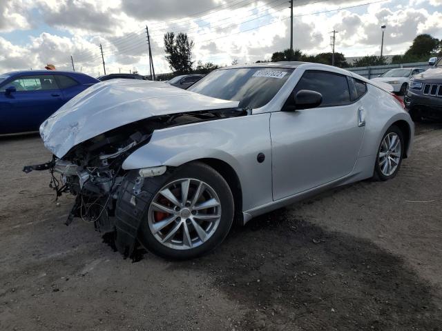 Nissan 370z base (2012)