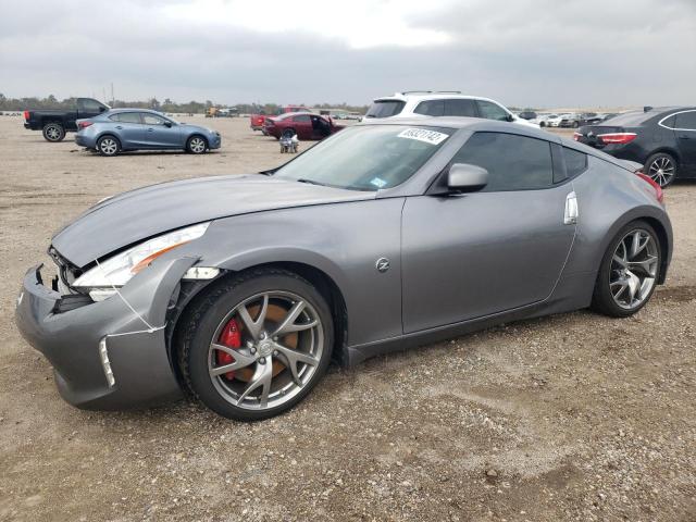 Nissan 370z base (2017)