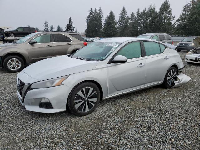 Nissan Altima sv (2021)