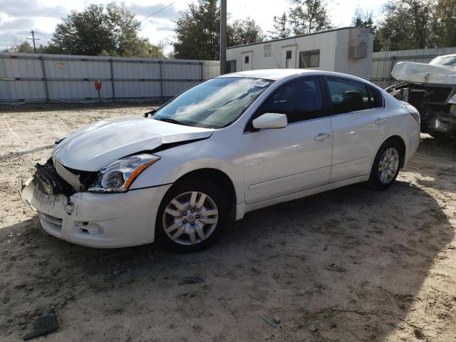 Nissan Altima bas (2012)