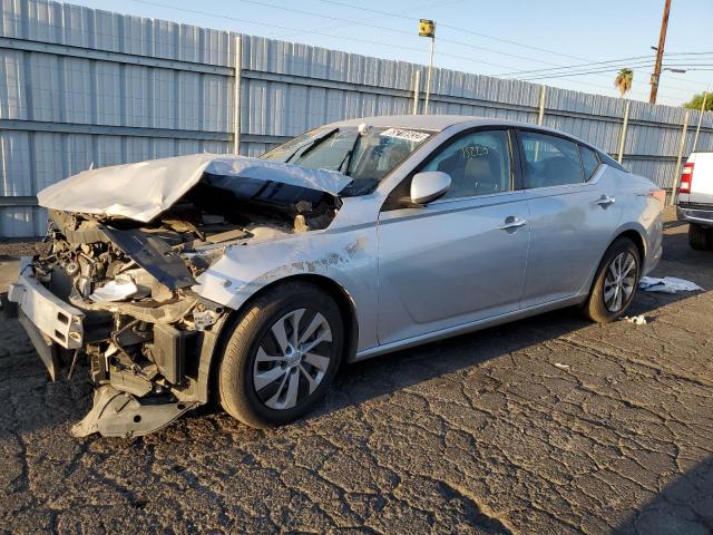 Nissan Altima s (2020)