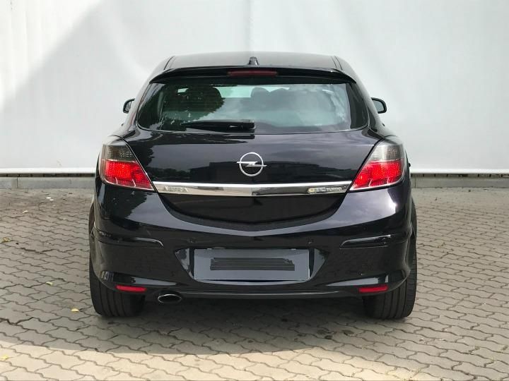 Opel Astra gtc (2007)