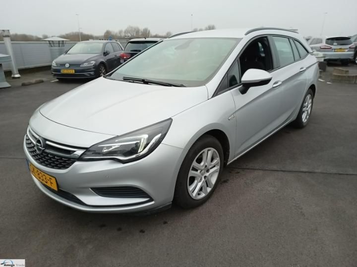 Opel Astra station wagon (2018)