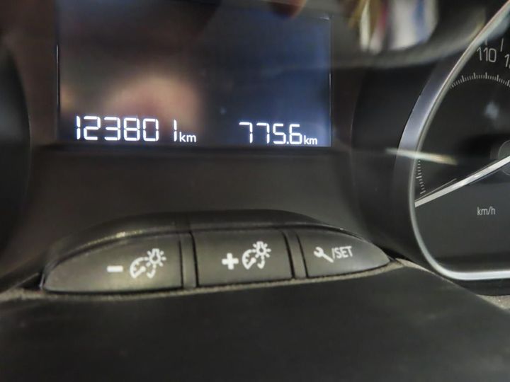 Peugeot 2008 (2017)