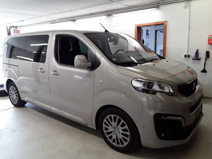 Peugeot Traveller (2018)