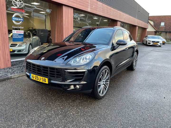 Porsche Macan (2014)