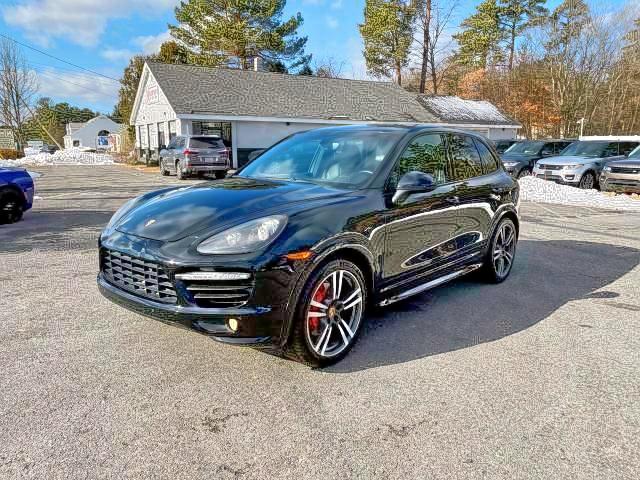 Porsche Cayenne gt (2013)