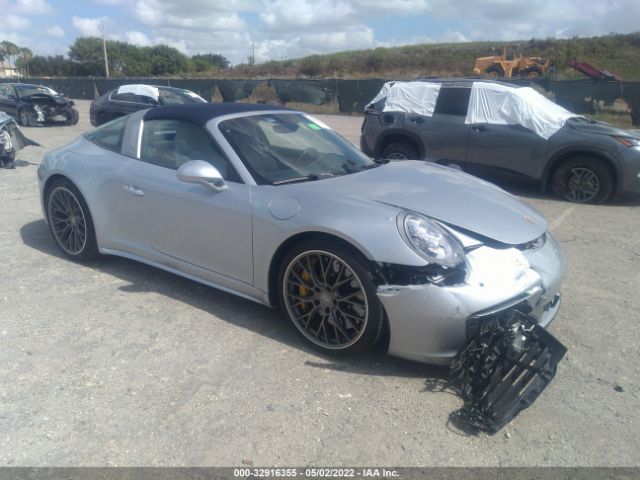 Porsche 911 (2017)