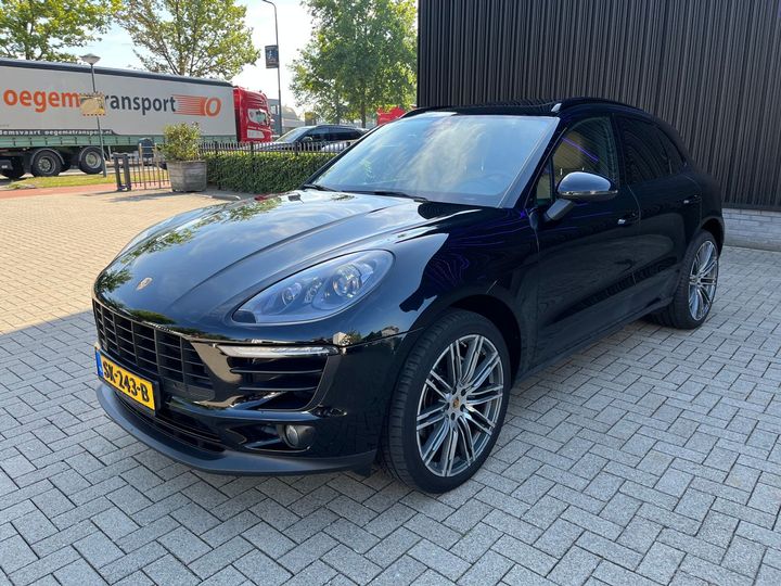 Porsche Macan (2016)