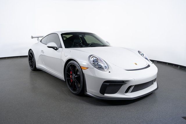 Porsche 911 (2018)