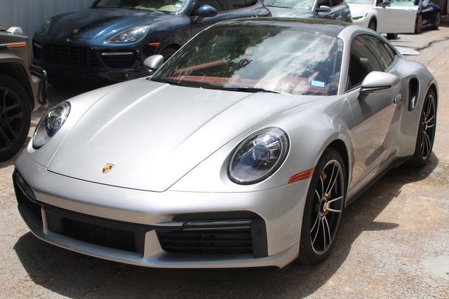 Porsche 911 (2021)